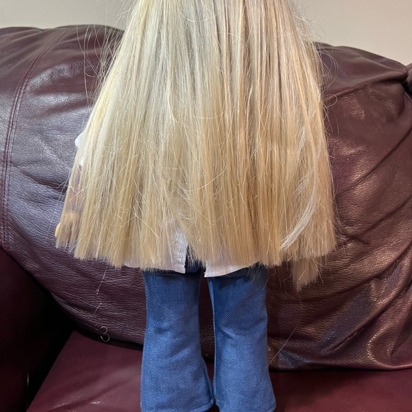 American girl doll , Julie 18” , comes with box - Picture 3 of 5